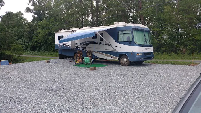 Rail Trail RV Park Picture 3