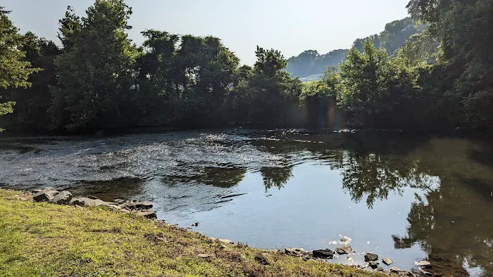 Riverbreeze Campground & RV Park Picture 9