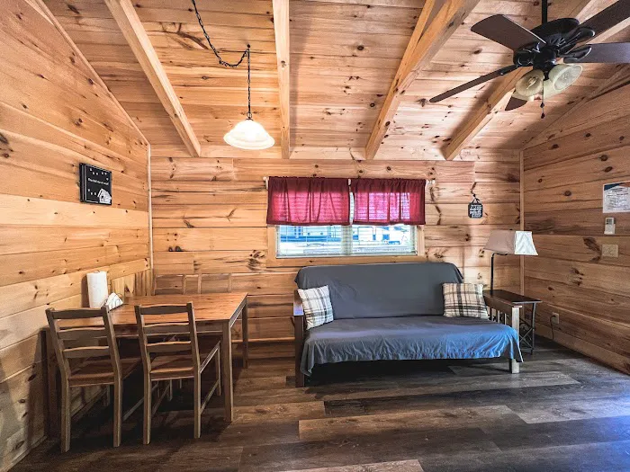 Four Paws Kingdom Campground & Dog Retreat Picture 9