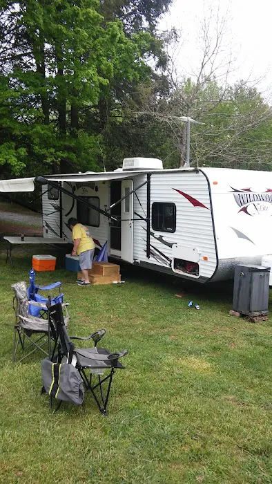 Hilltop Camping Picture 10