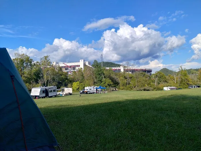 Red Barn Camping Picture 2