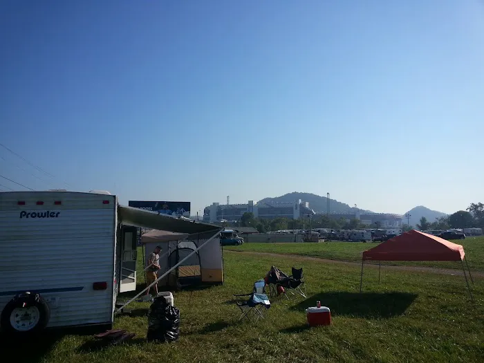 Red Barn Camping Picture 9
