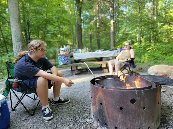 Cardens Bluff Campground Picture 2