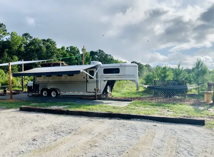 Glamping at Laurel Oaks Picture 7