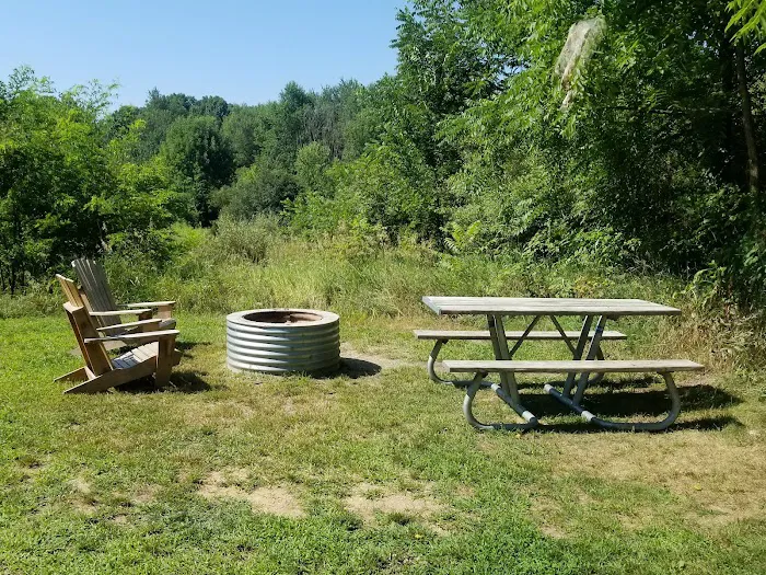 Bruin Lake Modern Campground Picture 8