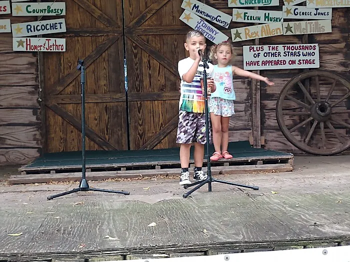 Buck Lake Ranch Inc Picture 7