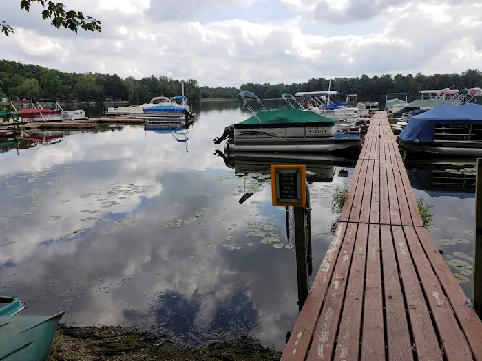 Angola / Hogback Lake KOA Holiday Picture 4