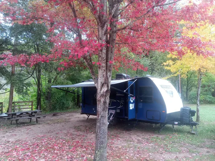 Tri-Lakes Trails Campground Picture 6