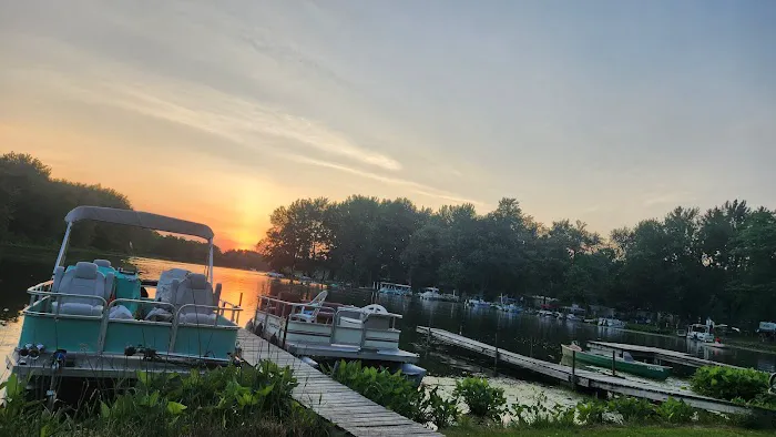 Story Lake Resort Picture 4