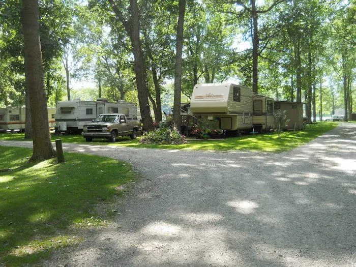 West Otter Lake Campground Picture 4