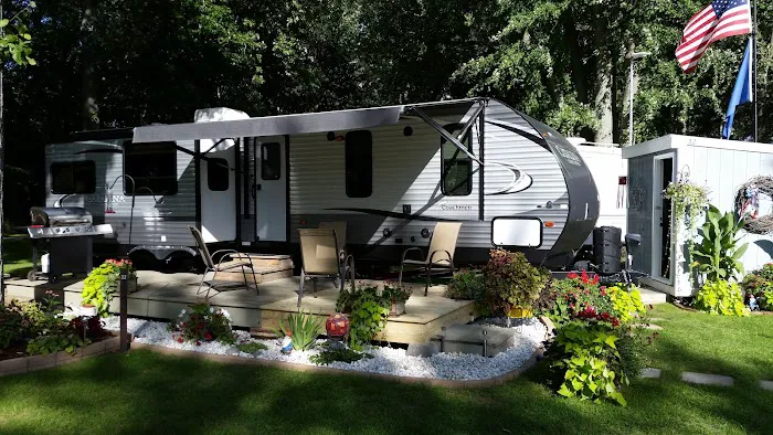 West Otter Lake Campground Picture 9