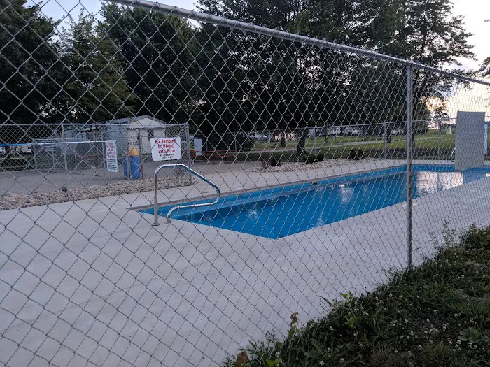Wildwood Outdoor Escape Picture 4