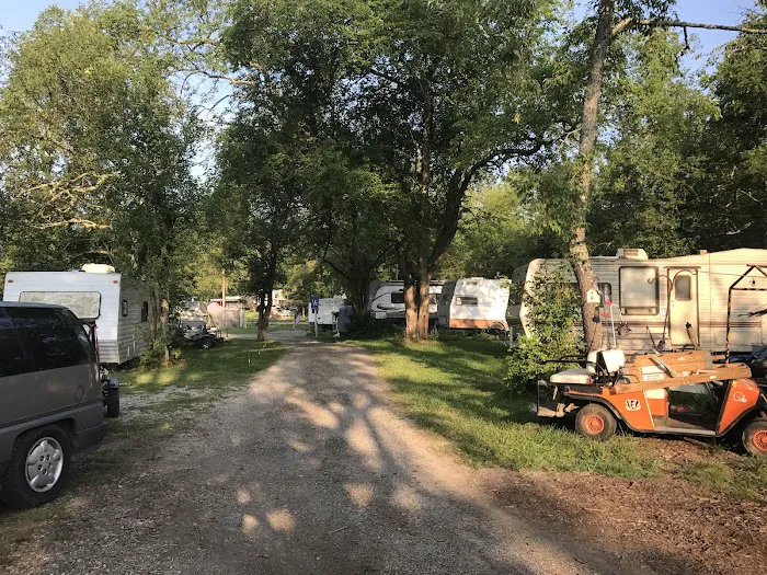 Cross's Campground Picture 5