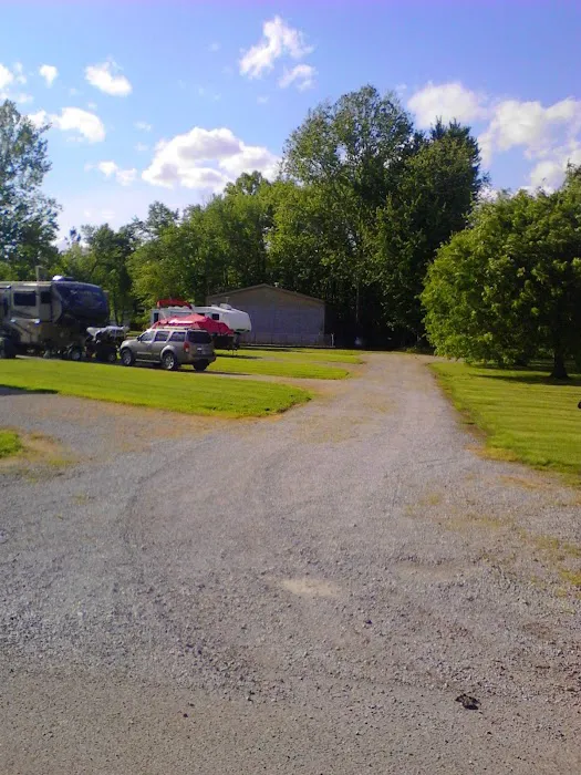 Rollin On The River RV Park Picture 7