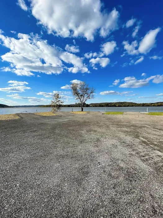 Sunset Haven Riverfront Campground Picture 10
