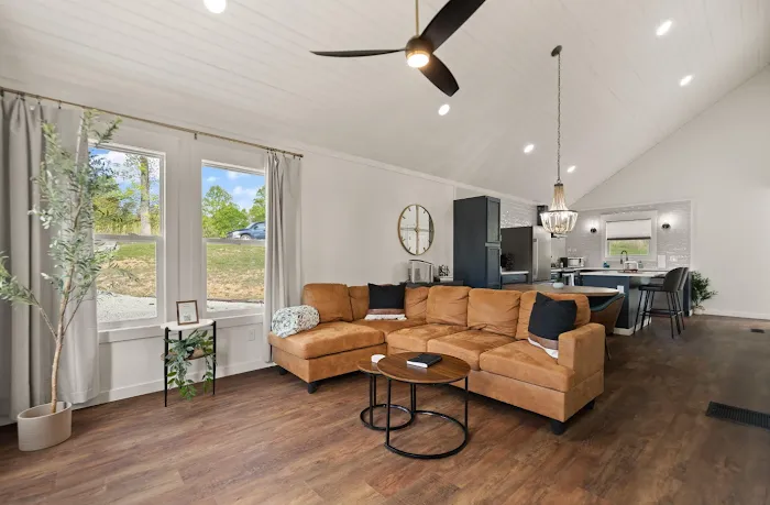 Inverness Cabin Picture 7