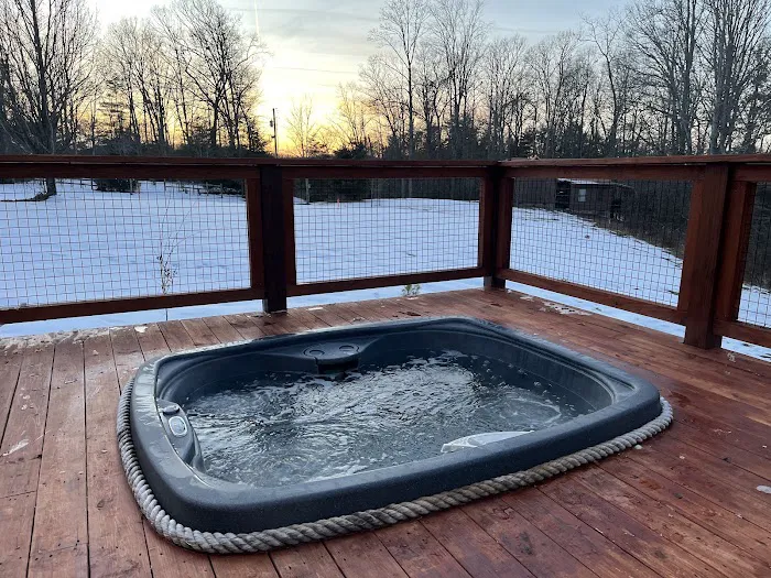 All Four Seasons cabin Picture 7