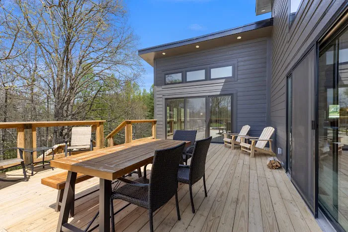 All Four Seasons cabin Picture 6