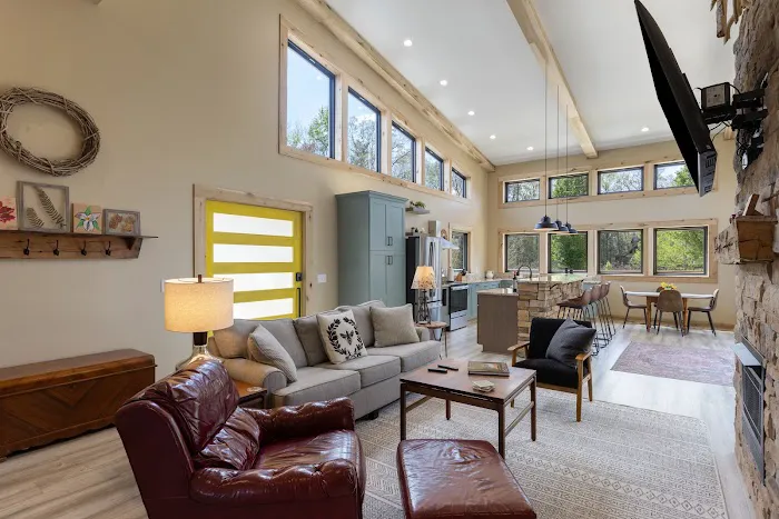 All Four Seasons cabin Picture 2