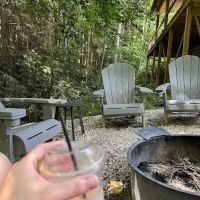 Wolf Den cabin rental ico