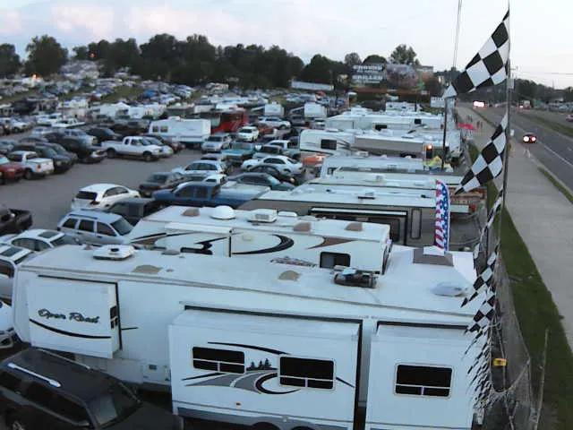 Lady's Camping Picture 7