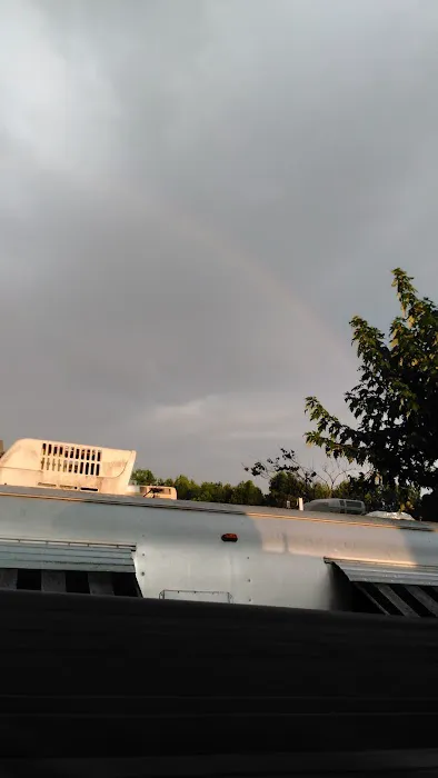 Creekside R V Park Picture 6