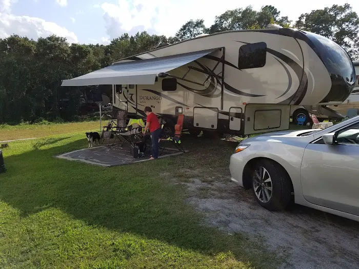 Creekside R V Park Picture 1