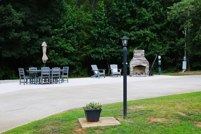 Pine Ridge Campground Picture 1