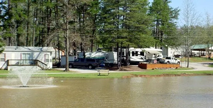 Pine Ridge Campground Picture 4