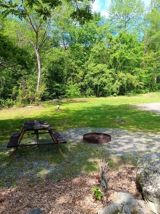 Hitching Post Campground Picture 1