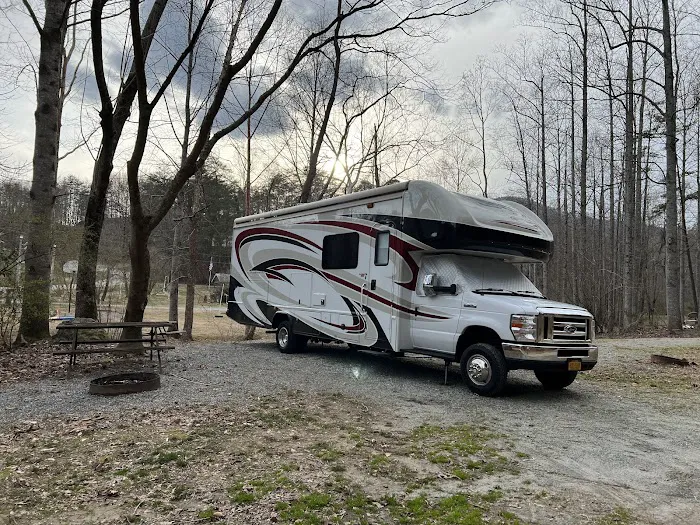 Hitching Post Campground Picture 10