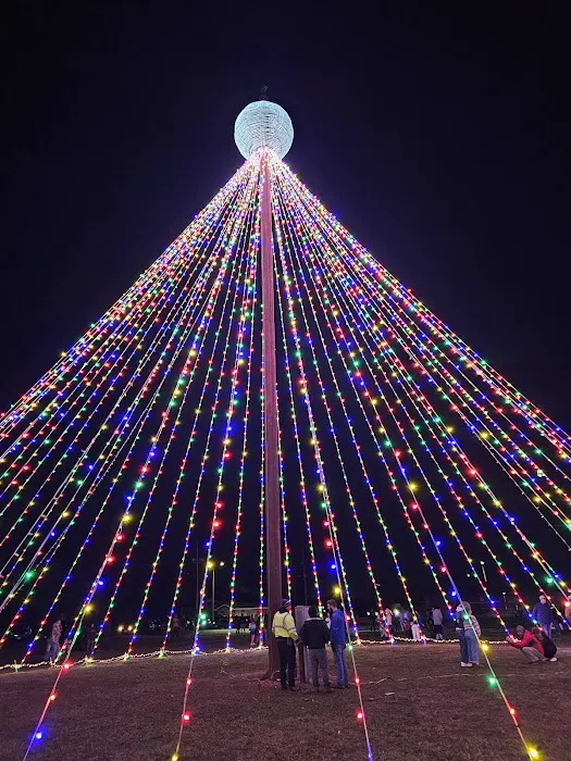 Leeman Field RV Park and Campground Picture 6