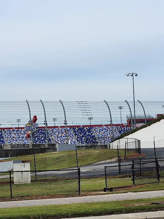 Mr. Tommy's Campground Picture 3