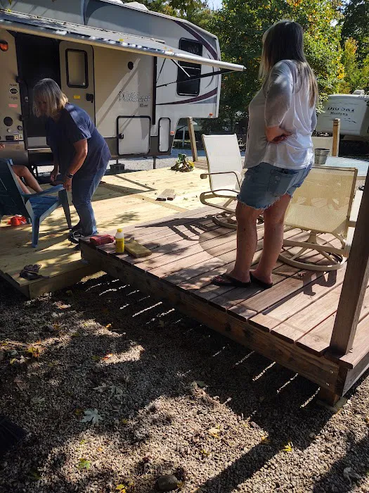 Dry Dock Campground & Storage Picture 3