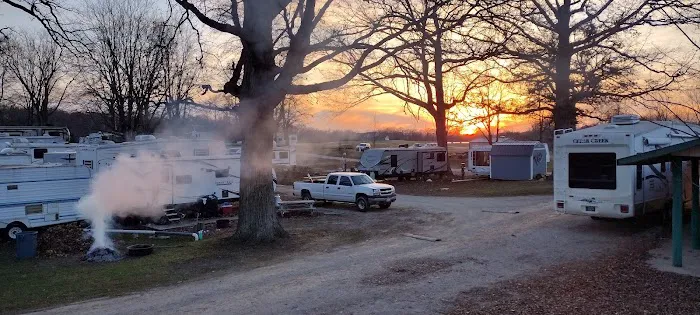 Big Oak Campground Picture 9