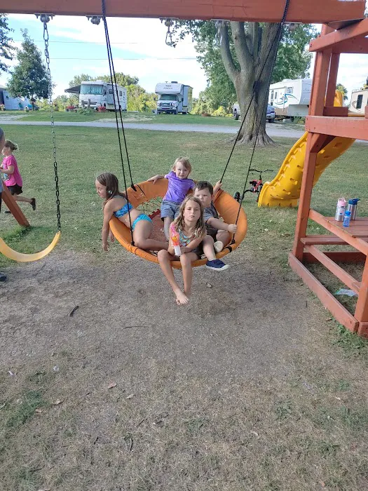 Big Oak Campground Picture 5