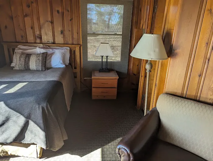 Hueston Woods Cabins Picture 4