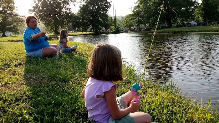Adventure Bound Camping Resorts - Eagle Valley Picture 3