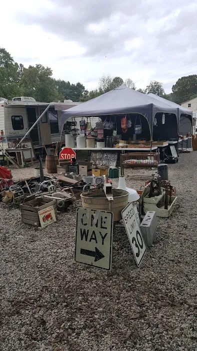 Hudsons Old Mill Campground and Flea Market Picture 1