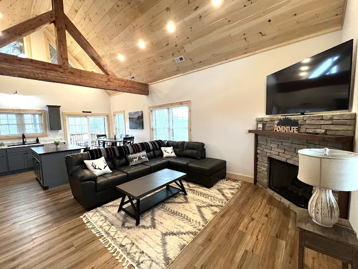 Daze Off Cabin Rental Picture 3