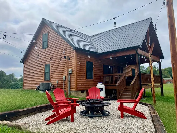 Hilltop Hideaway Cabin Picture 1