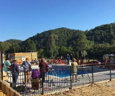 4 Guys RV Park at the Gorge