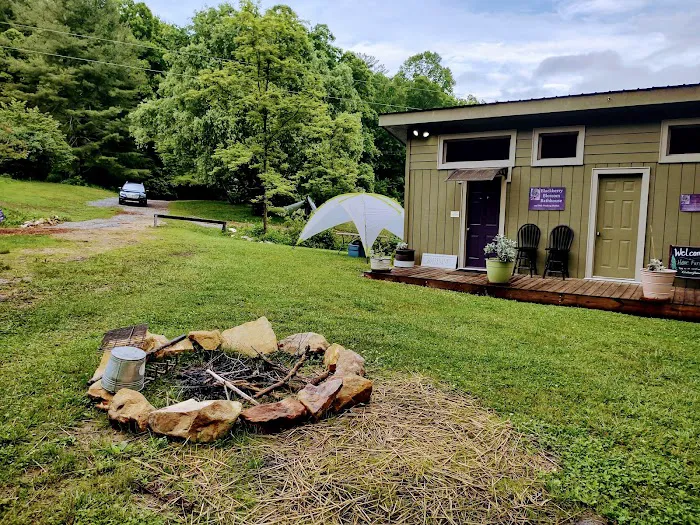 Blackberry Blossom Farm, Tent Campground, Suites Picture 1