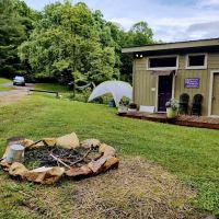Blackberry Blossom Farm, Tent Campground, Suites ico
