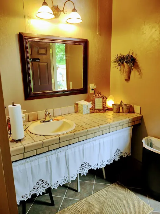 Blackberry Blossom Farm, Tent Campground, Suites Picture 6