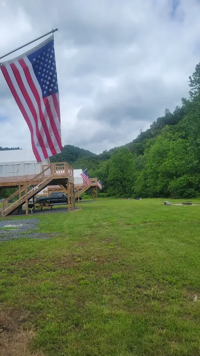 Rusty's Roost River Camp Picture 10