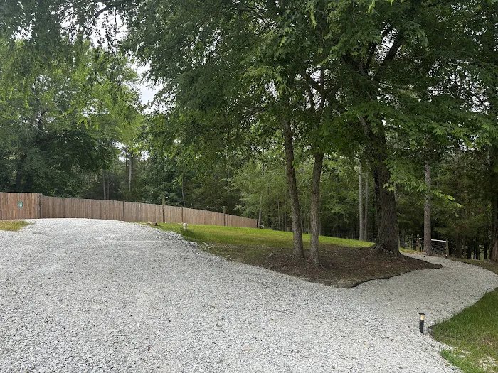 Lakeshore Family Campground Picture 5