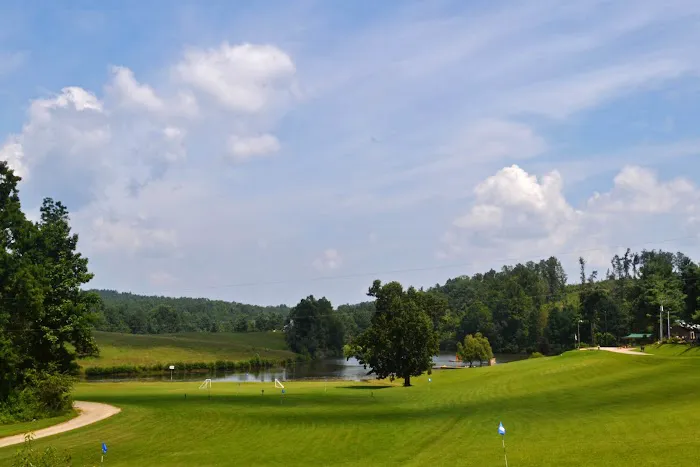 Orchard Lake Campground Picture 8