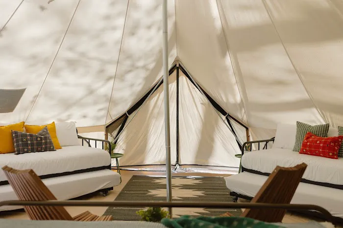 Field Trip Travelers Rest Picture 5