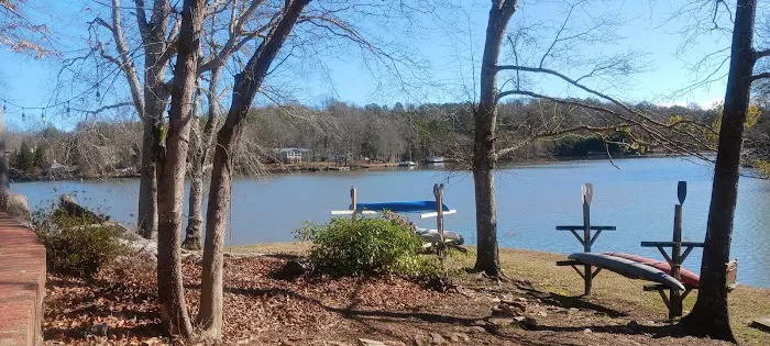 Boat House Picture 8